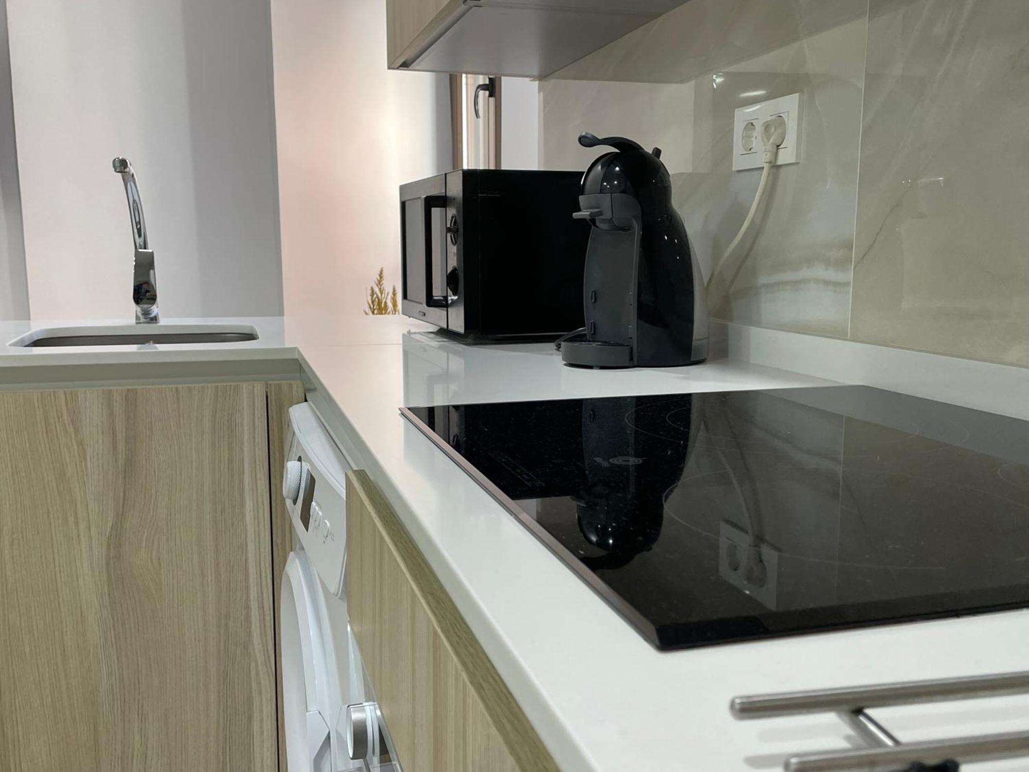 Fantastico Apartamento Trajano Parking Gratuito Granada Bagian luar foto